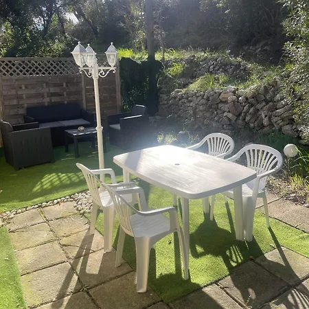 Charmant Logement Avec Jardin Privatif A La Campagne Le Beausset Exterior photo
